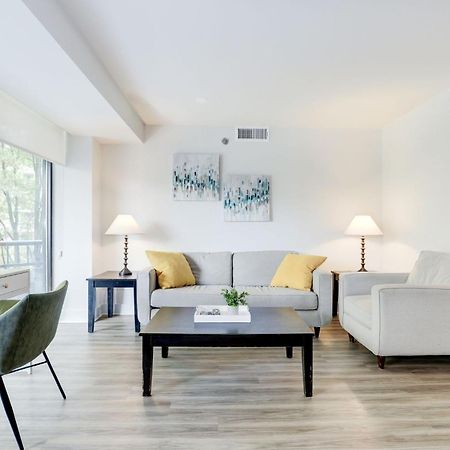 2Br Executive Apartment With Spacious Layout อาร์ลิงตัน ภายนอก รูปภาพ