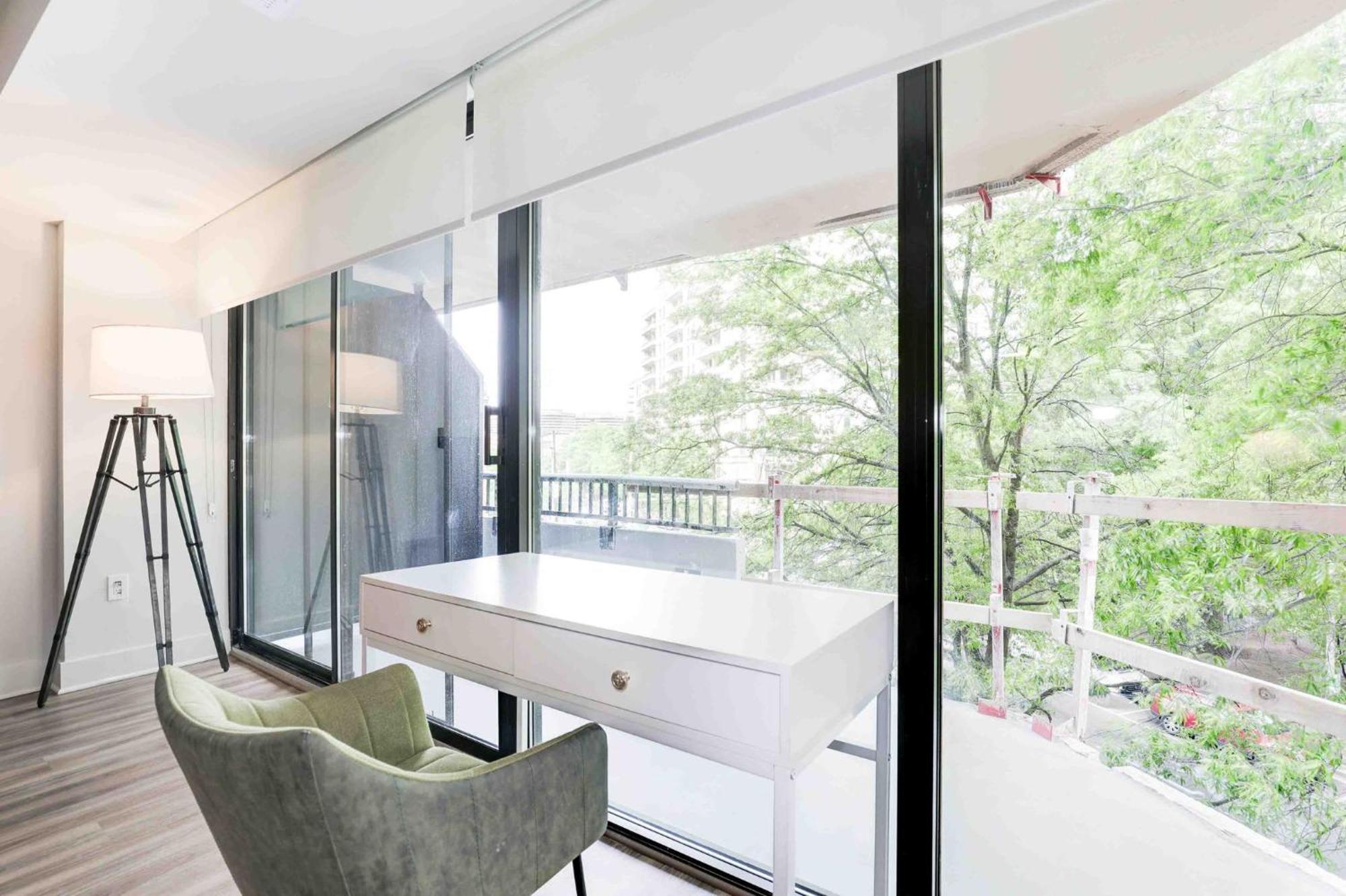 2Br Executive Apartment With Spacious Layout อาร์ลิงตัน ภายนอก รูปภาพ